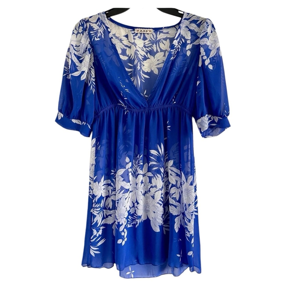 HAWAIIAN Women's Blue w/White Flowers/Leaves ShortSleeve VNeck Blouse (XX-SMALL)